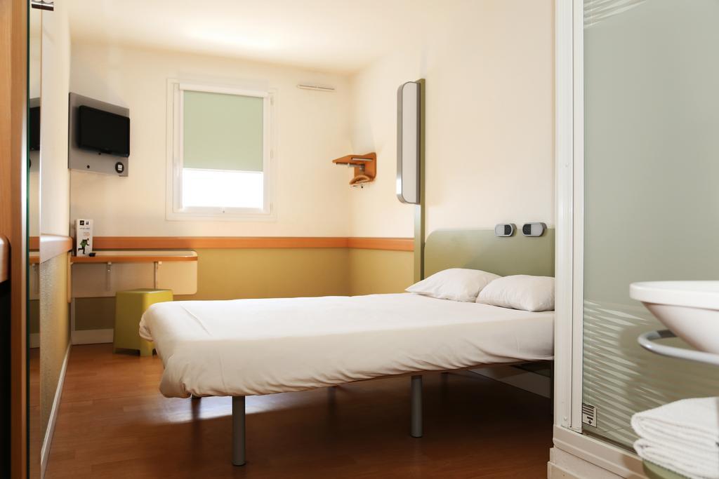 Ibis Budget 오브나 외부 사진